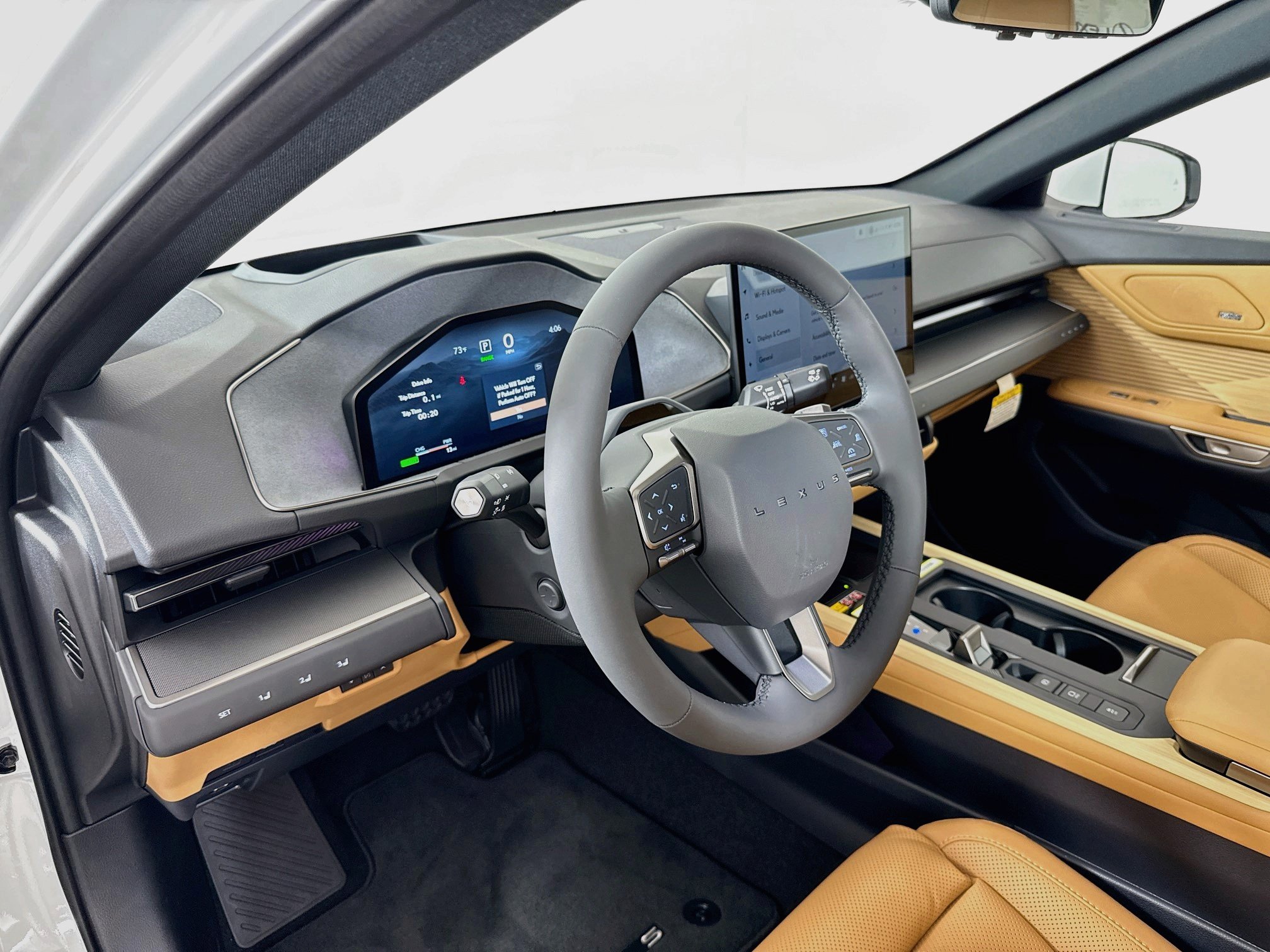 New 2026 Lexus ES 350e FWD image 9