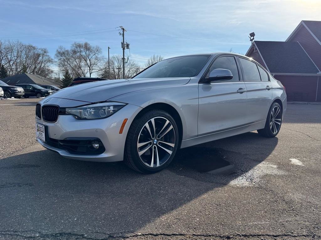 Used 2018 BMW 330i xDrive 330i xDrive Sedan w/ Convenience Package image 10