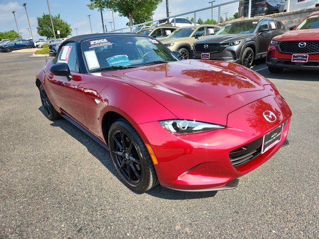 Used 2025 MAZDA MX-5 Miata Sport w/ Interior Package RWD image 7
