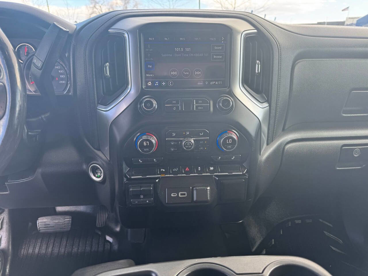 Used 2020 Chevrolet Silverado 2500 LT w/ True North Edition AWD/4WD image 23