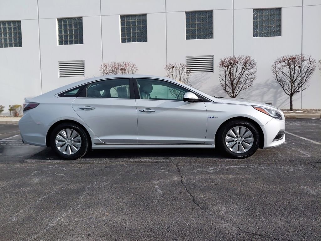 Used 2016 Hyundai Sonata SE image 9