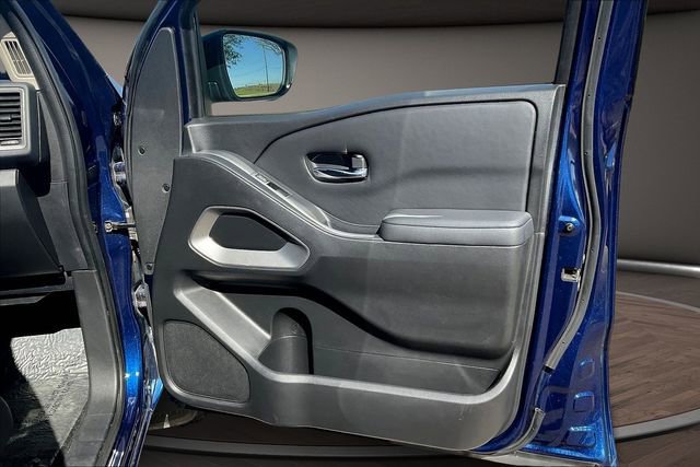 Certified 2023 Nissan Frontier SV w/ Technology Package AWD/4WD image 23