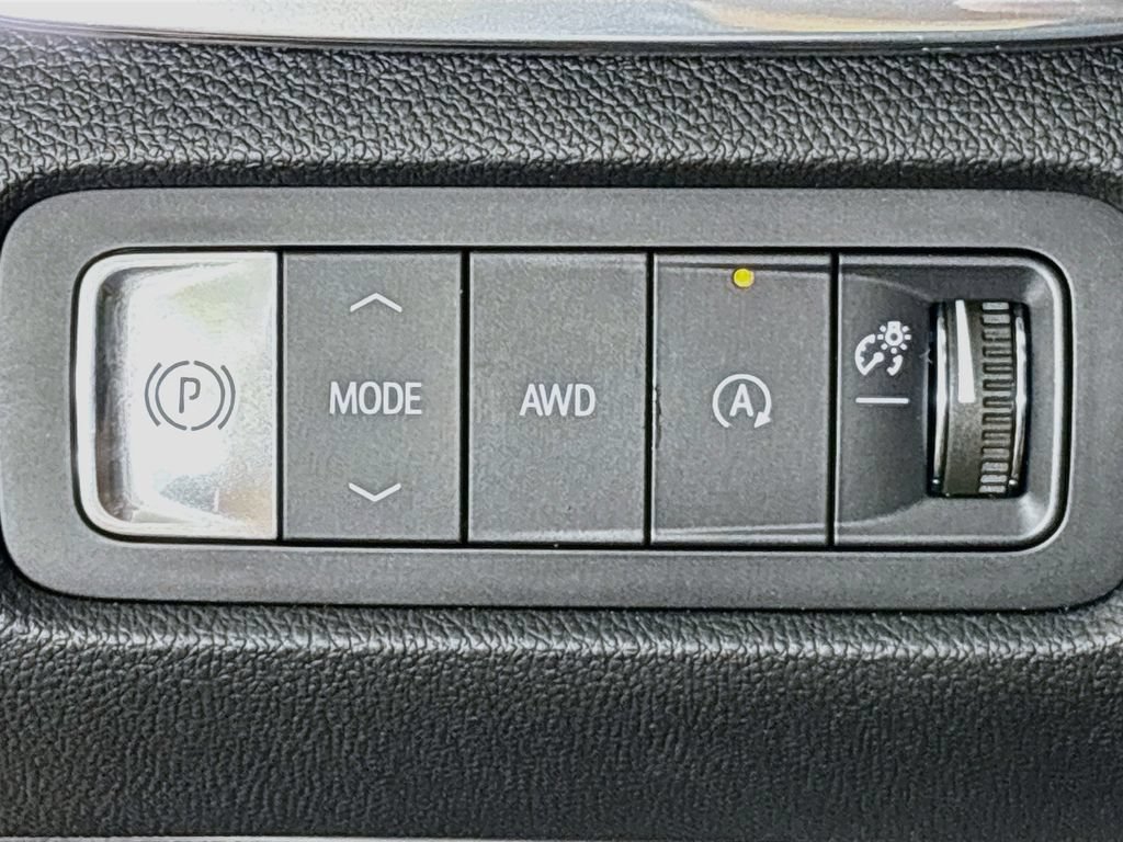 New 2026 GMC Acadia Denali Ultimate AWD/4WD image 10