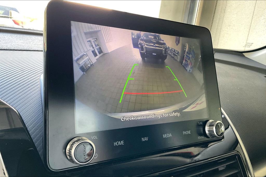 Used 2022 Mitsubishi Eclipse Cross SE image 12