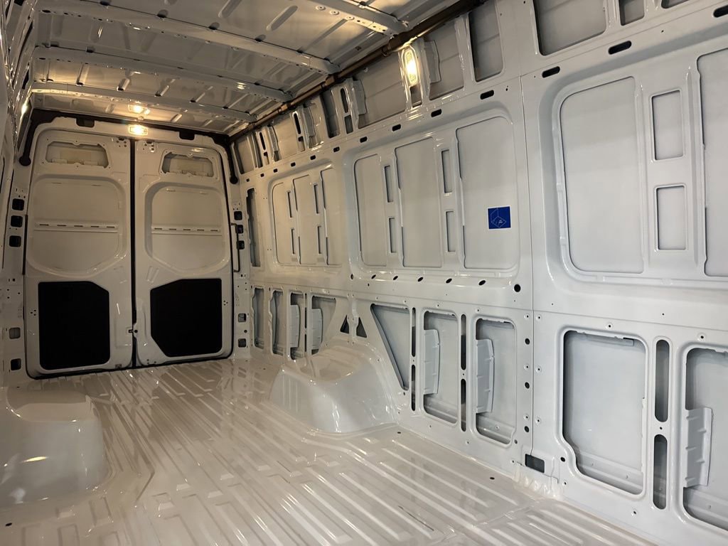 New 2025 Mercedes-Benz Sprinter 3500 image 18