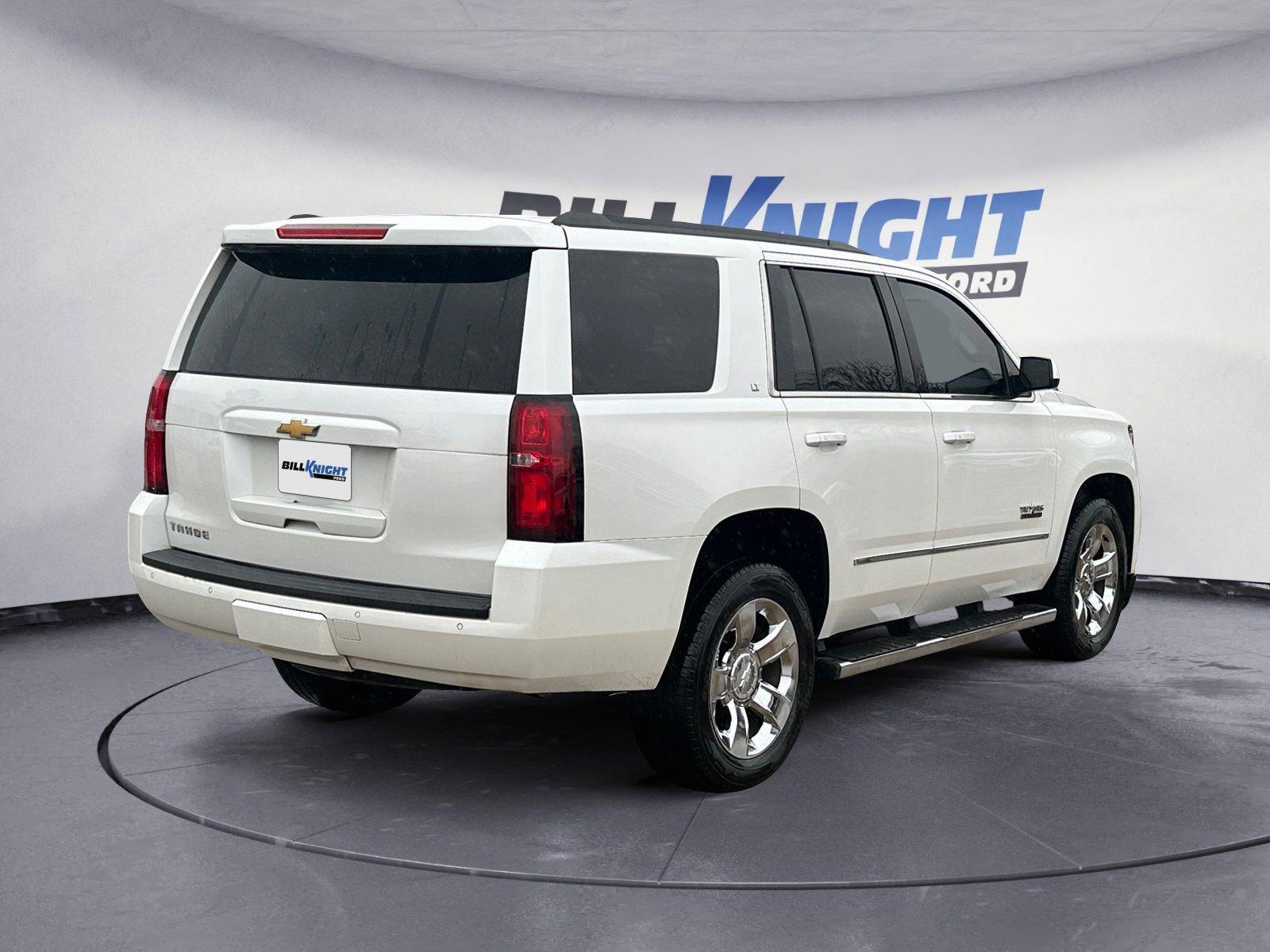 Used 2018 Chevrolet Tahoe LT w/ LT Signature Package image 5