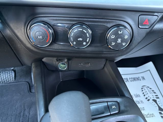 Certified 2024 Chevrolet Trax LS w/ Driver Confidence Package FWD image 18