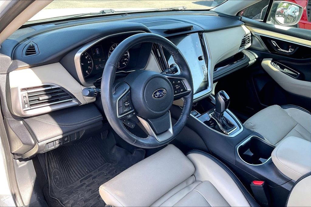 Used 2020 Subaru Outback Limited AWD/4WD image 5