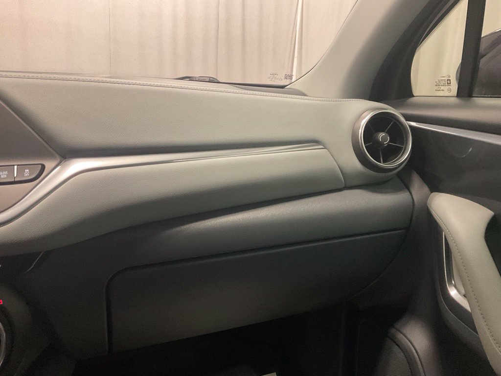 Used 2019 Chevrolet Blazer LT FWD image 30