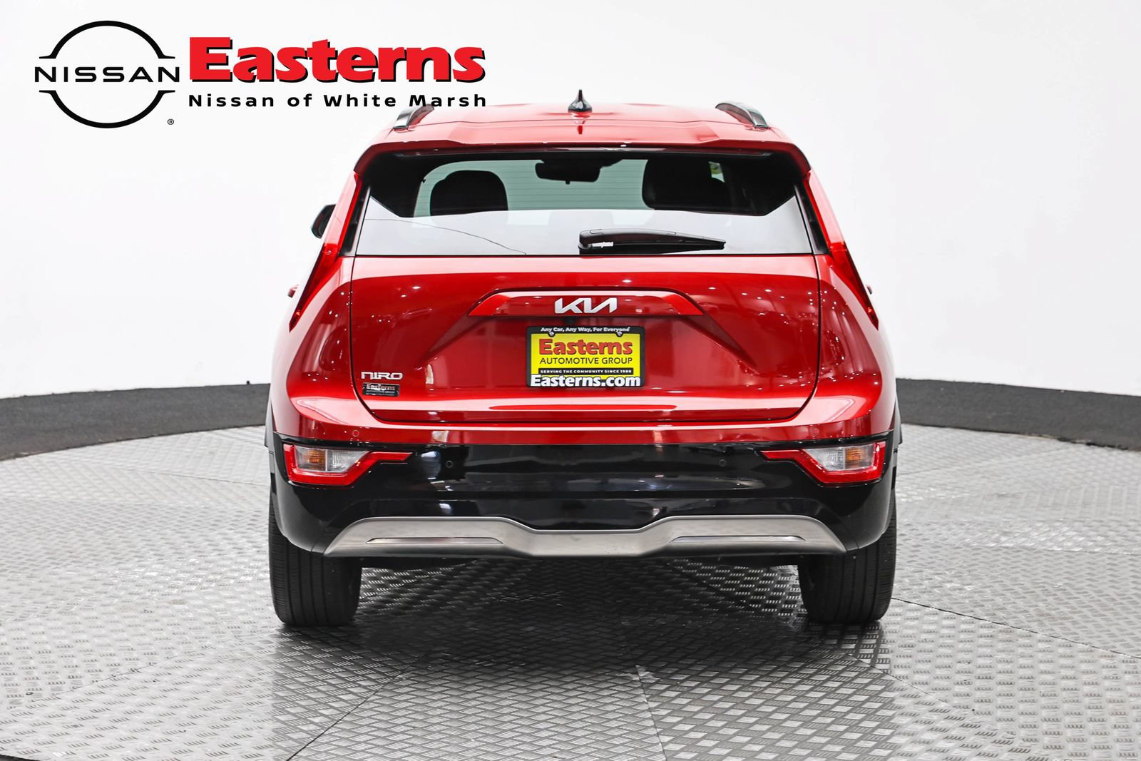 Used 2023 Kia Niro Wind w/ Wind Preserve Package FWD image 6