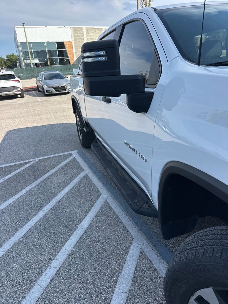 Used 2021 Chevrolet Silverado 2500 Custom w/ Gooseneck/5TH Wheel Package AWD/4WD image 9