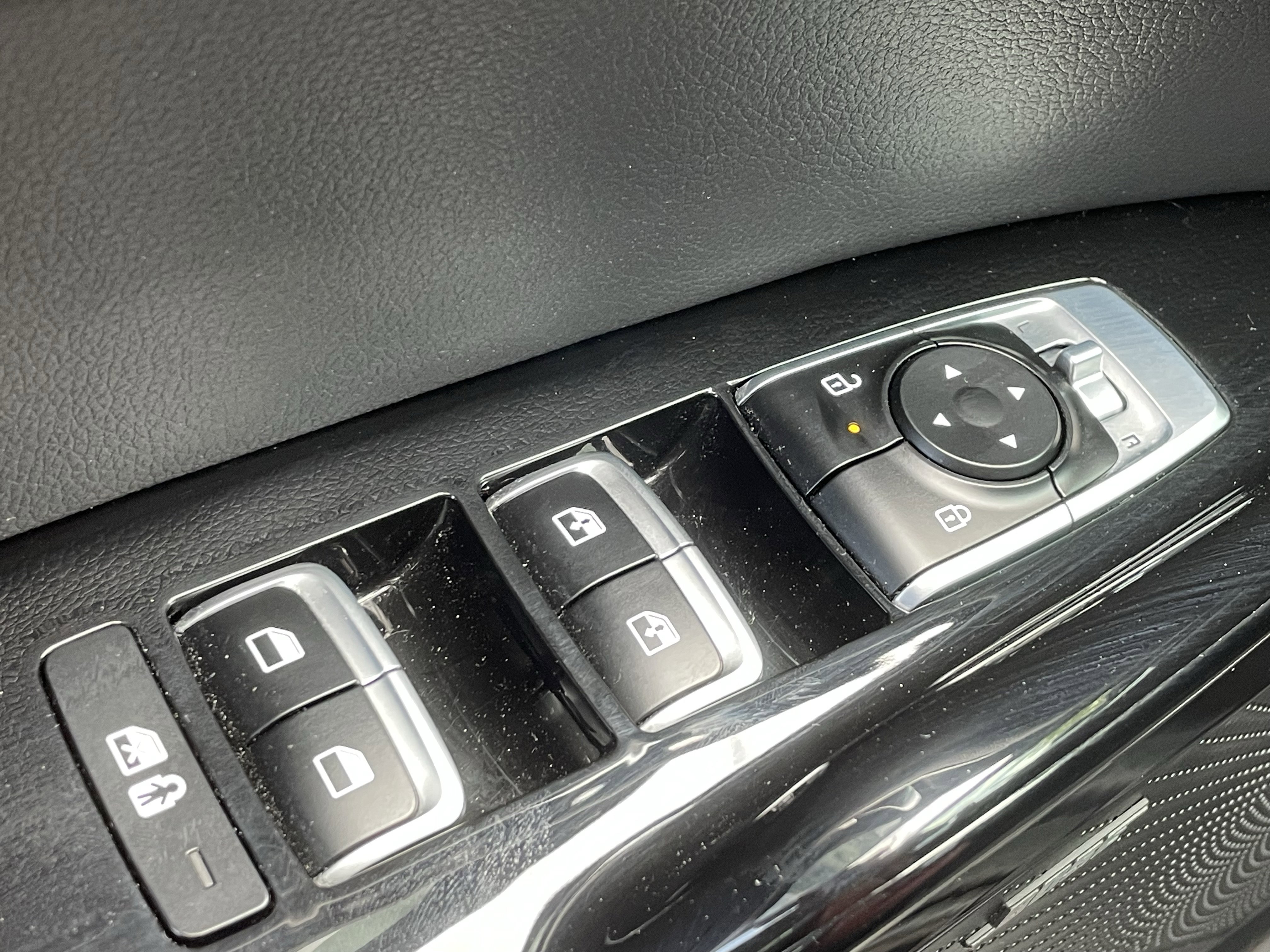 Used 2025 Kia K5 GT-Line w/ GT-Line Premium Package image 22