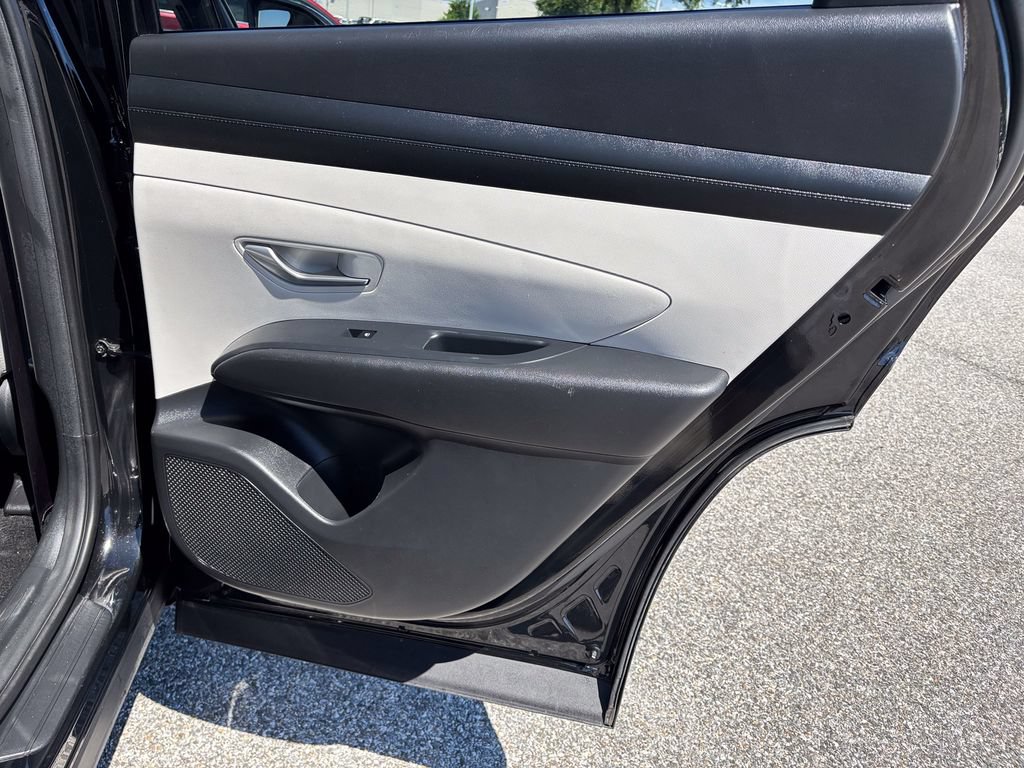 Used 2025 Hyundai Tucson SEL AWD/4WD image 43