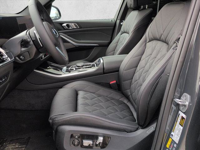 New 2026 BMW X5 xDrive50e w/ M Sport Package image 4