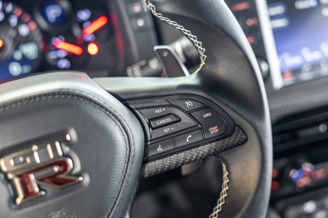 Used 2023 Nissan GT-R Premium w/ Premium Interior Package AWD/4WD image 34