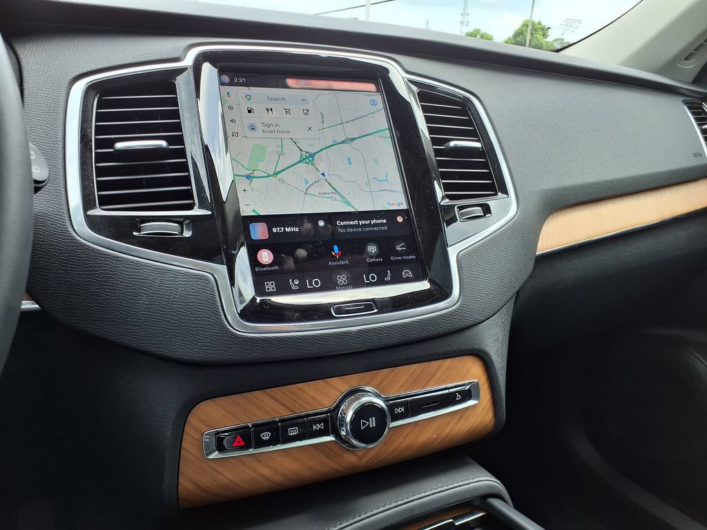 Certified 2024 Volvo XC90 B6 Plus AWD/4WD image 30