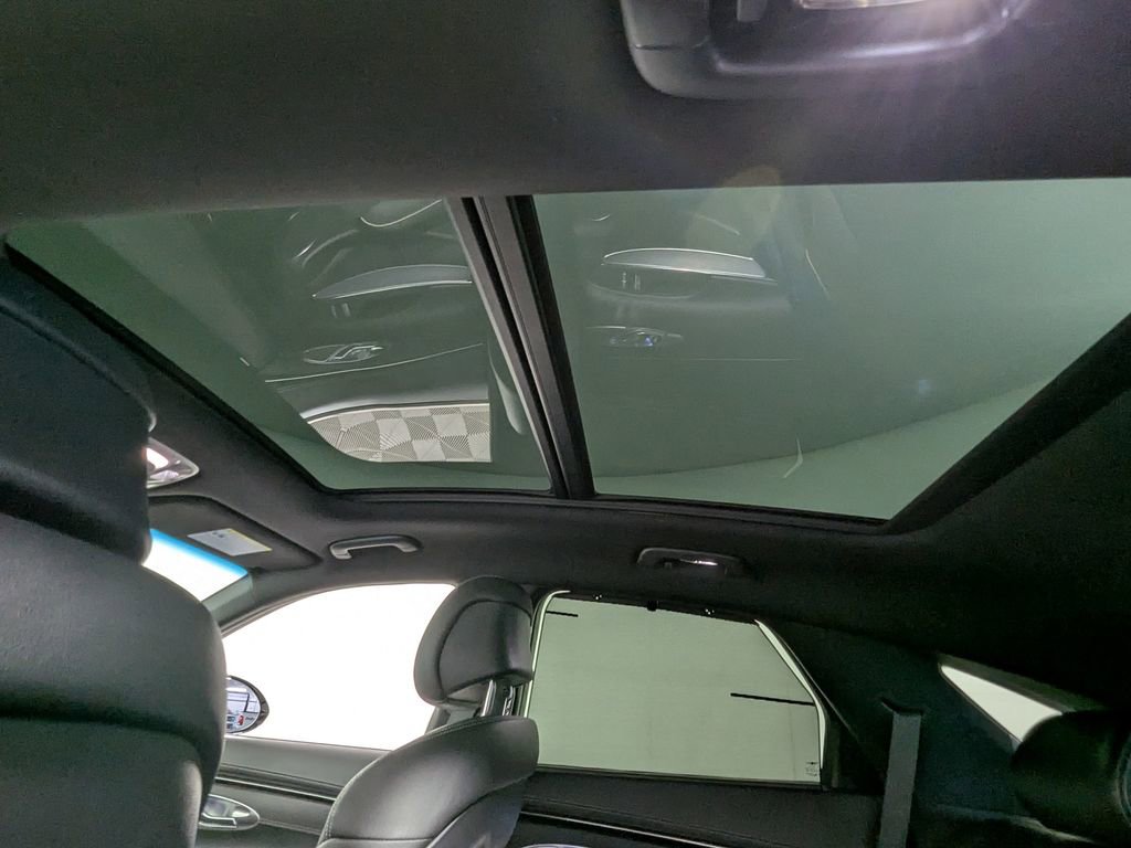 Used 2023 Genesis GV70 2.5T w/ Sport Prestige Package image 13