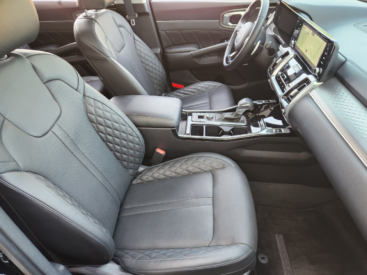 Used 2023 Kia Sorento SX AWD/4WD image 10