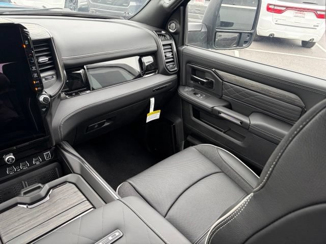 New 2026 RAM 3500 Limited AWD/4WD image 35