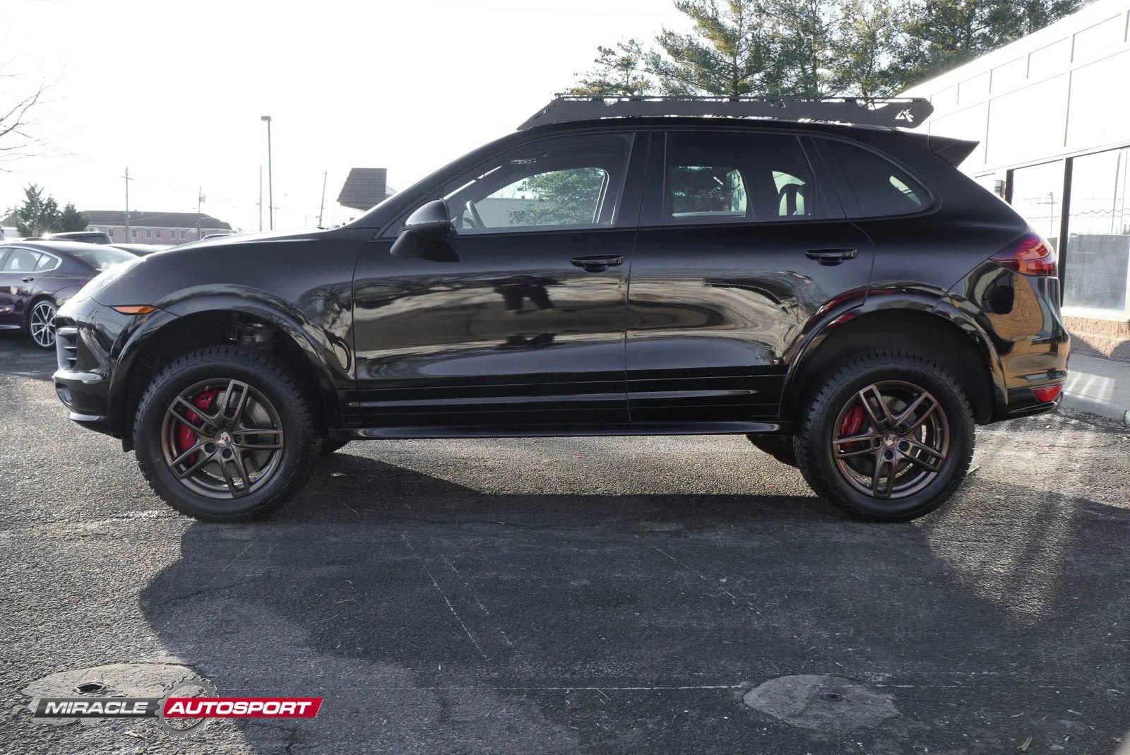 Used 2014 Porsche Cayenne Turbo image 4