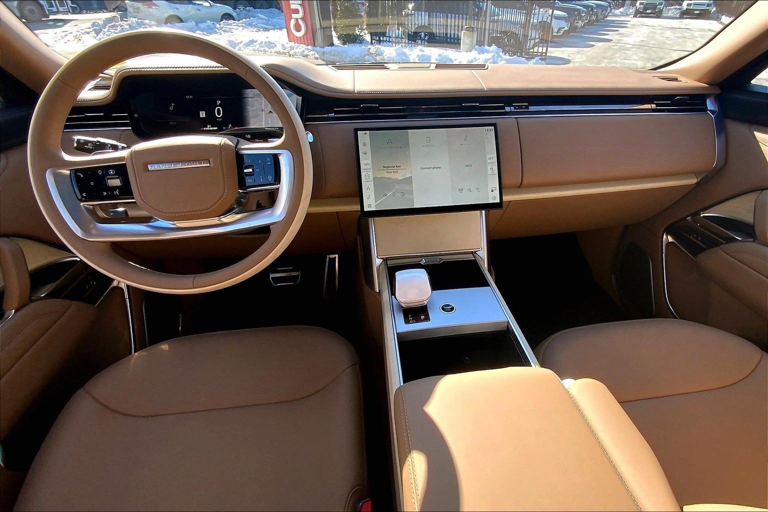 New 2026 Land Rover Range Rover SV image 5