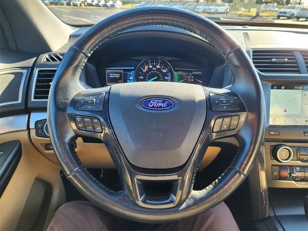 Used 2017 Ford Explorer XLT w/ Equipment Group 202A image 29