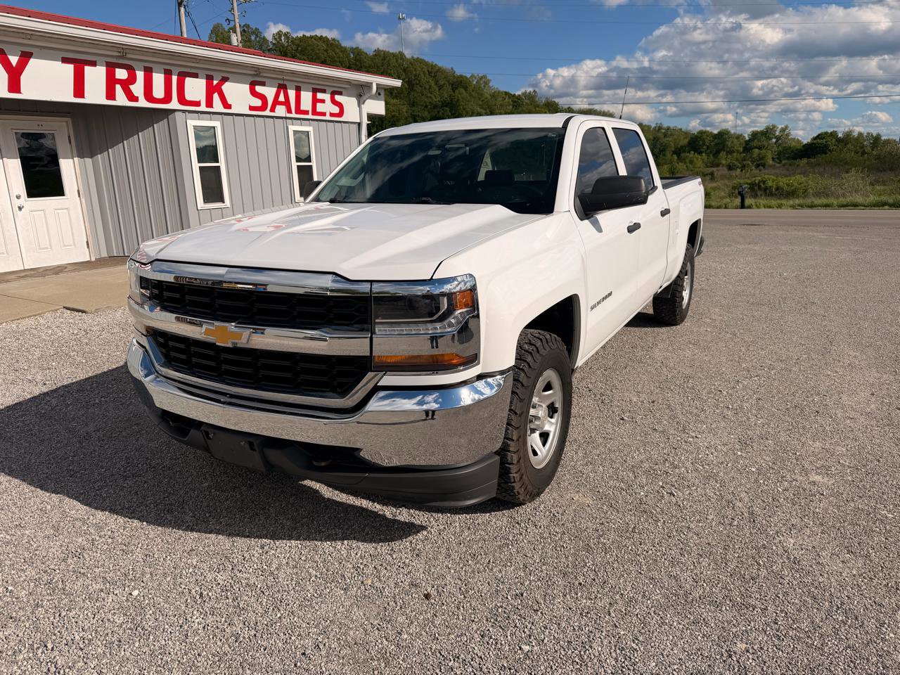 Used 2018 Chevrolet Silverado 1500 W/T w/ WT Convenience Package AWD/4WD image 3