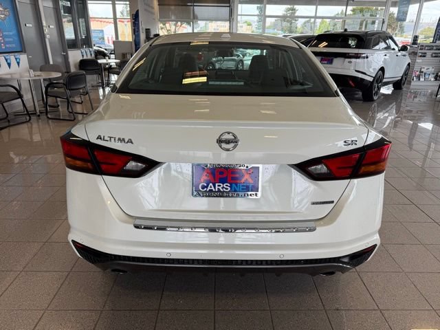 Used 2022 Nissan Altima 2.0 SR FWD image 4