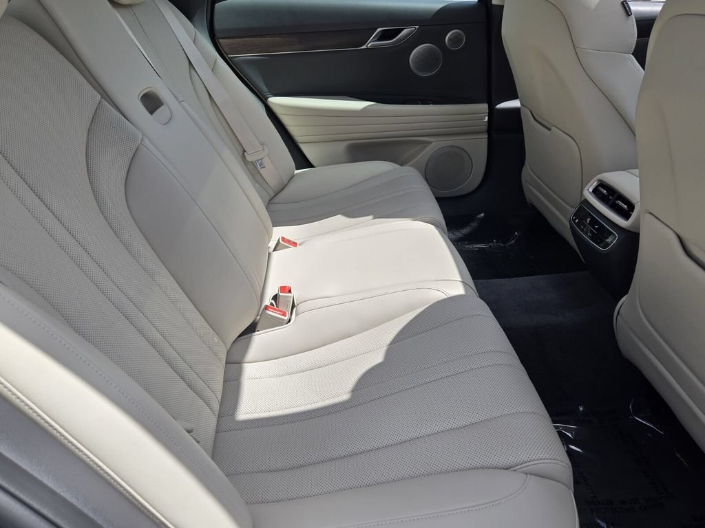 Used 2024 Genesis G80 2.5T w/ Advanced Package AWD/4WD image 15