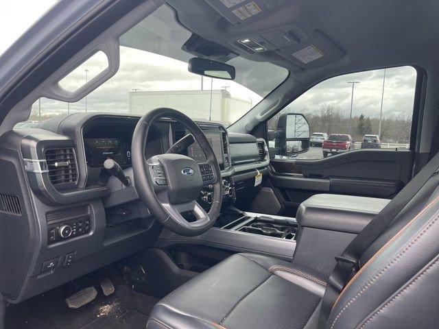 Used 2025 Ford F250 Lariat w/ Tremor Off-Road Package image 36