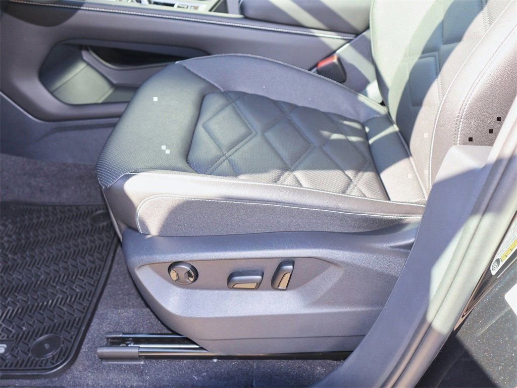 New 2026 Volkswagen Atlas SE image 12