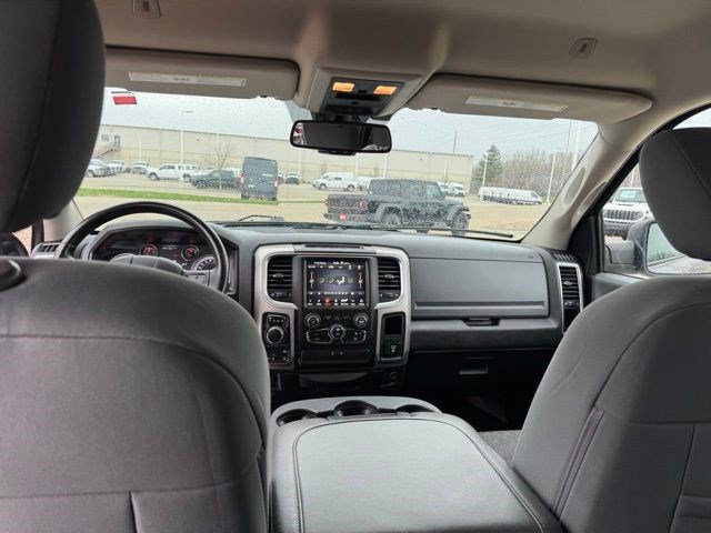 Certified 2019 RAM 1500 Classic SLT w/ Luxury Group image 30