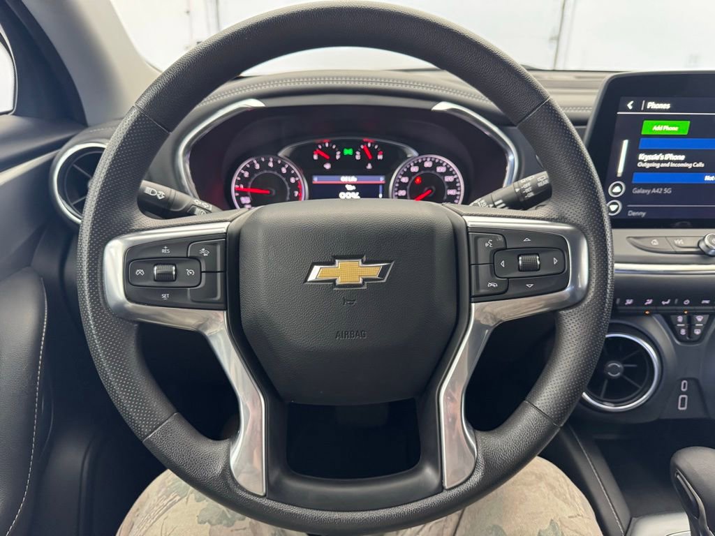 Used 2024 Chevrolet Blazer LT w/ Midnight/Sport Edition image 17