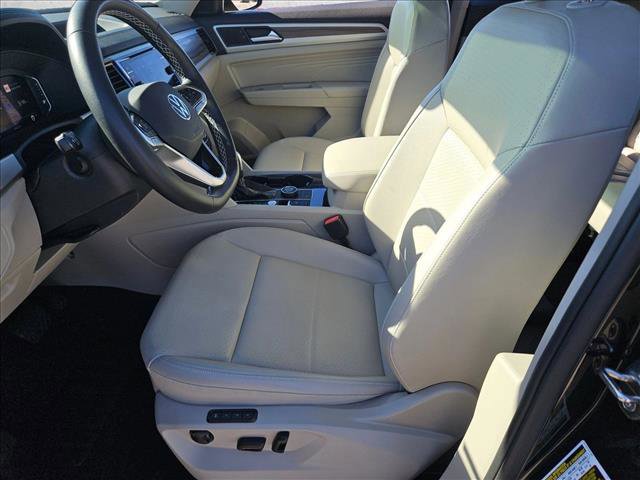 Used 2023 Volkswagen Atlas SEL image 14