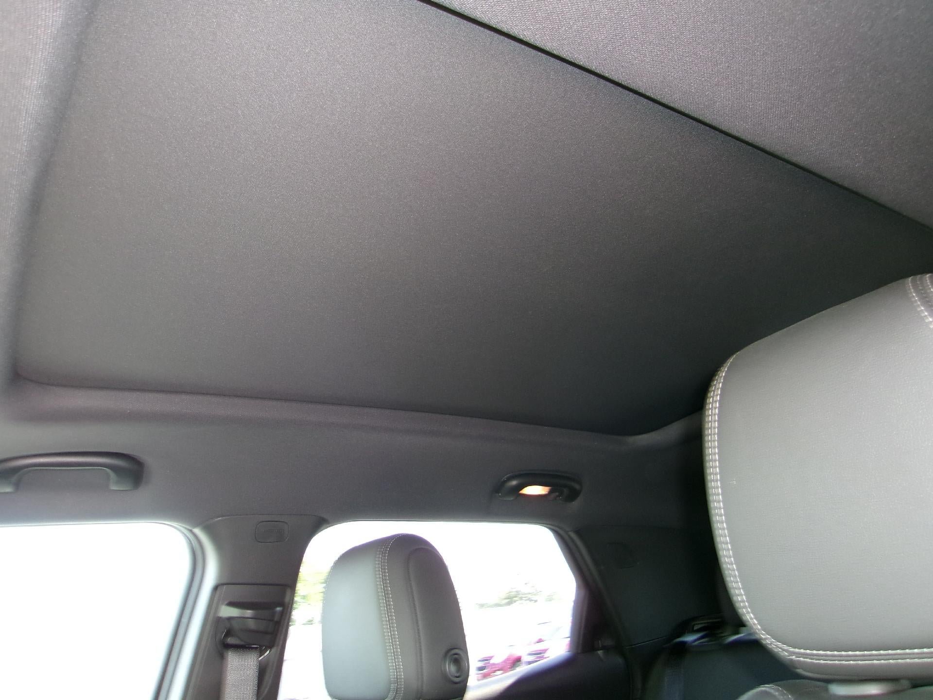 Used 2023 Chevrolet TrailBlazer ACTIV w/ Sun and Liftgate Package FWD image 10