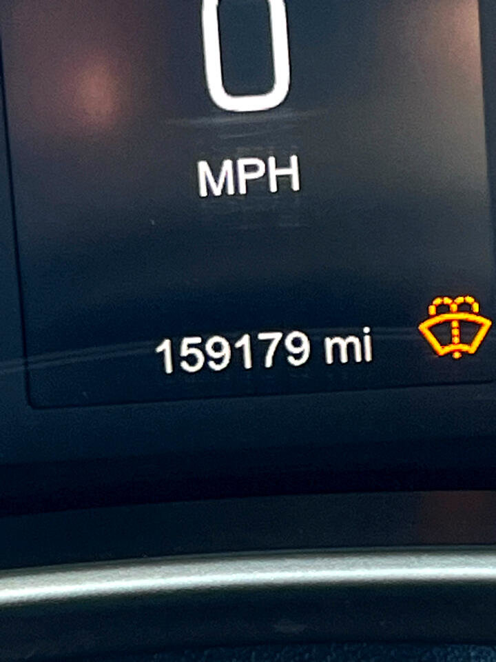 Used 2017 Chrysler Pacifica Touring w/ Tire & Wheel Group image 18