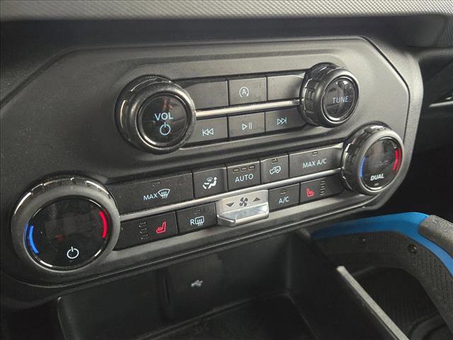 Certified 2024 Ford Bronco Black Diamond image 15