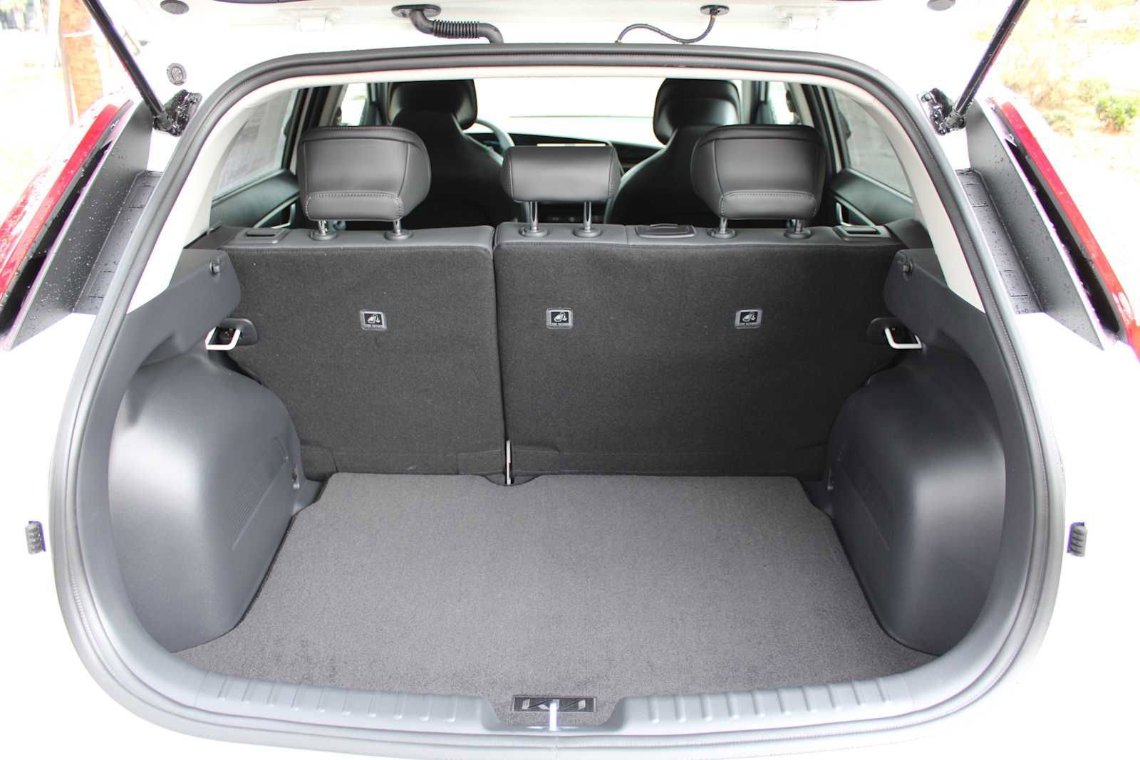 New 2025 Kia Niro EX image 9