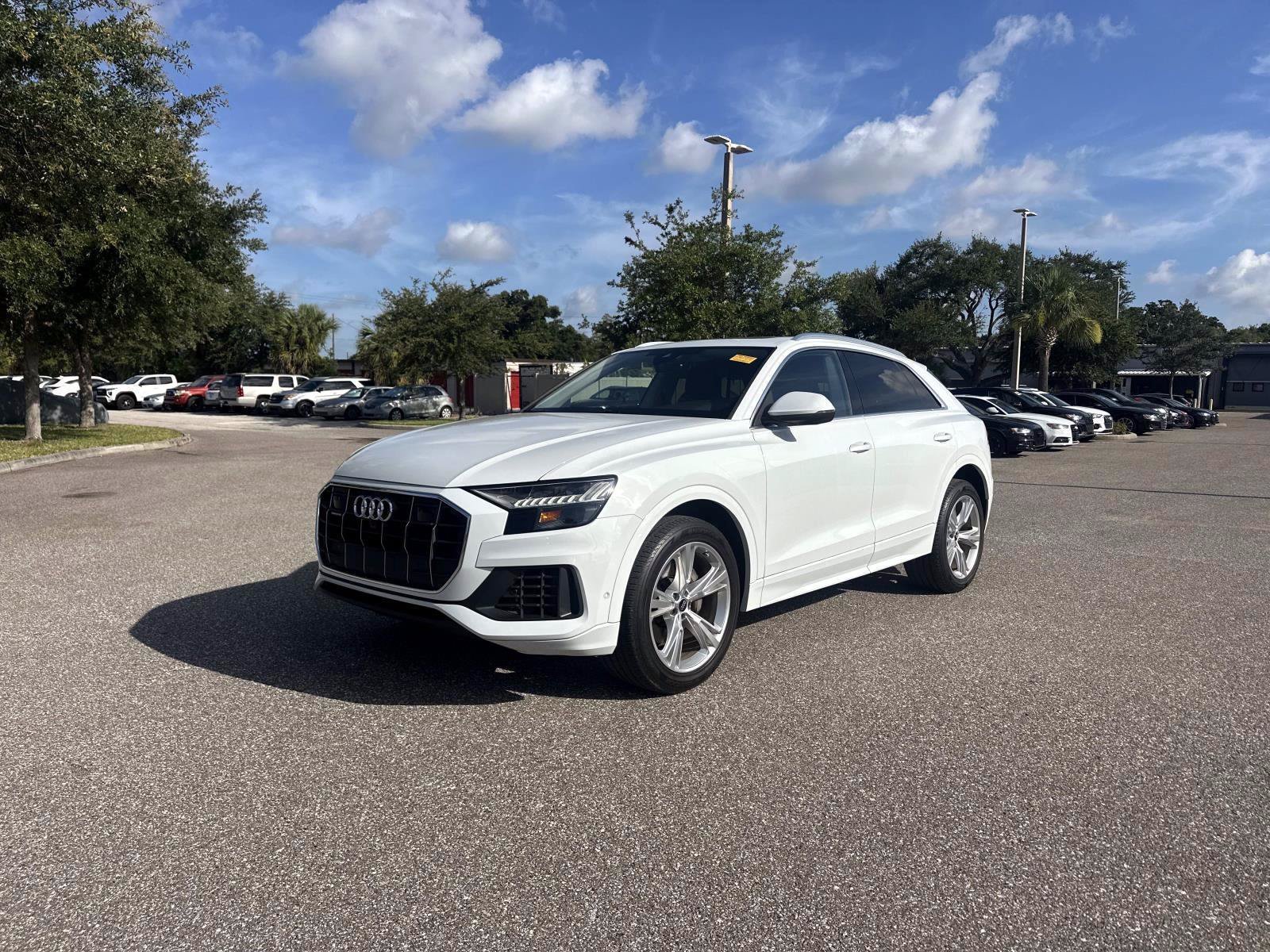 Used 2023 Audi Q8 Premium w/ Convenience Package AWD/4WD image 1