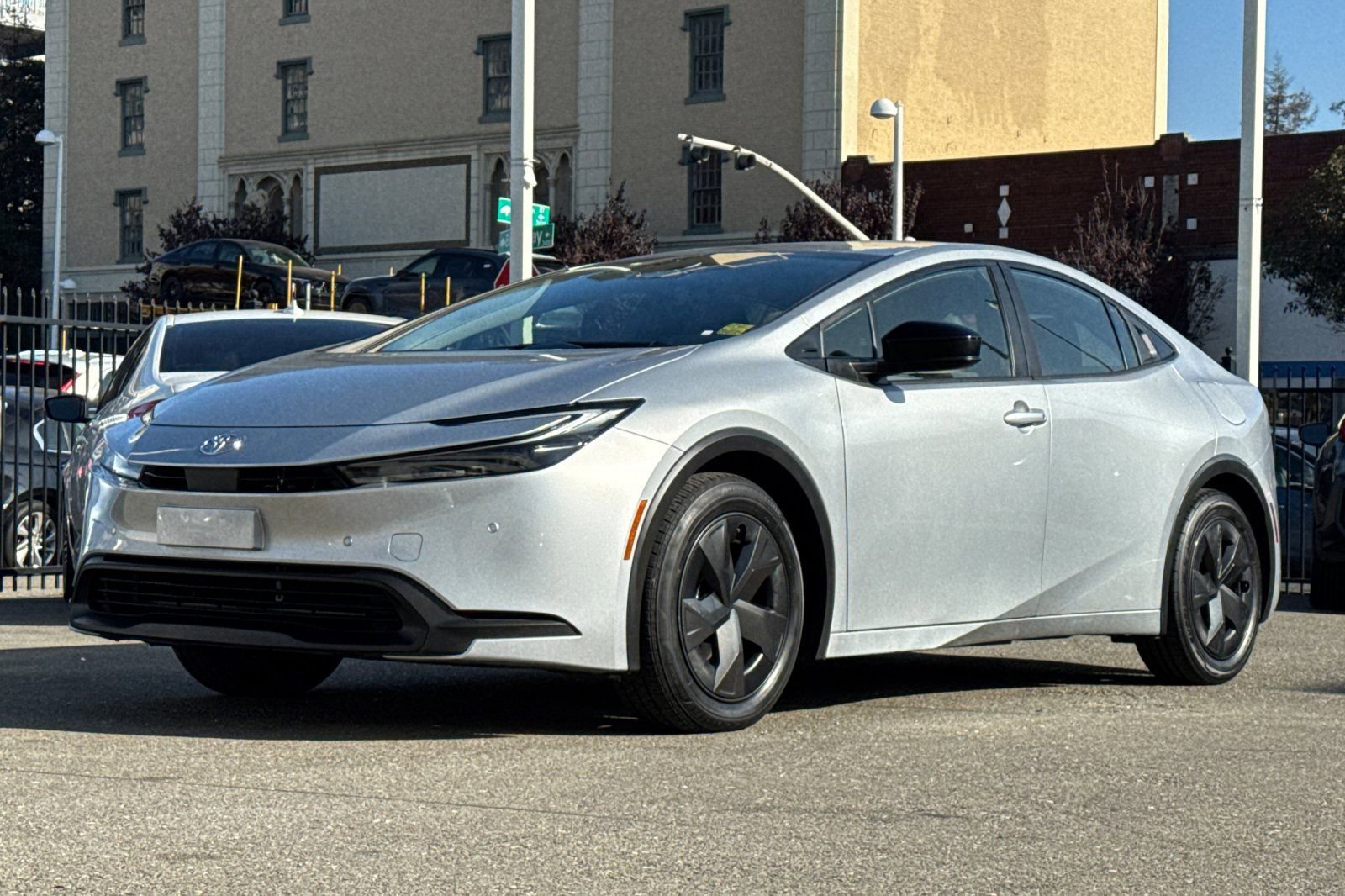 Used 2024 Toyota Prius LE image 9