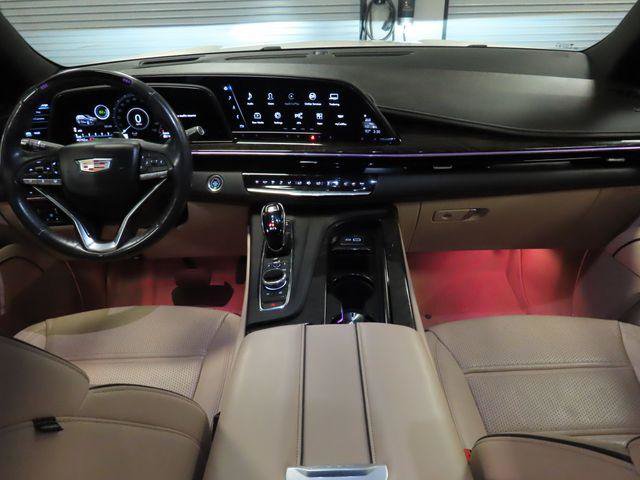 Certified 2024 Cadillac Escalade Premium Luxury w/ Performance Package AWD/4WD image 54
