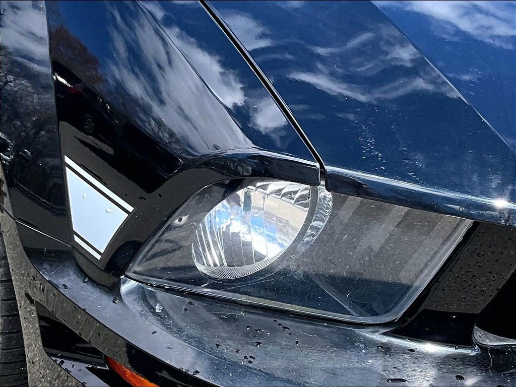 Used 2009 Ford Mustang GT Premium image 23