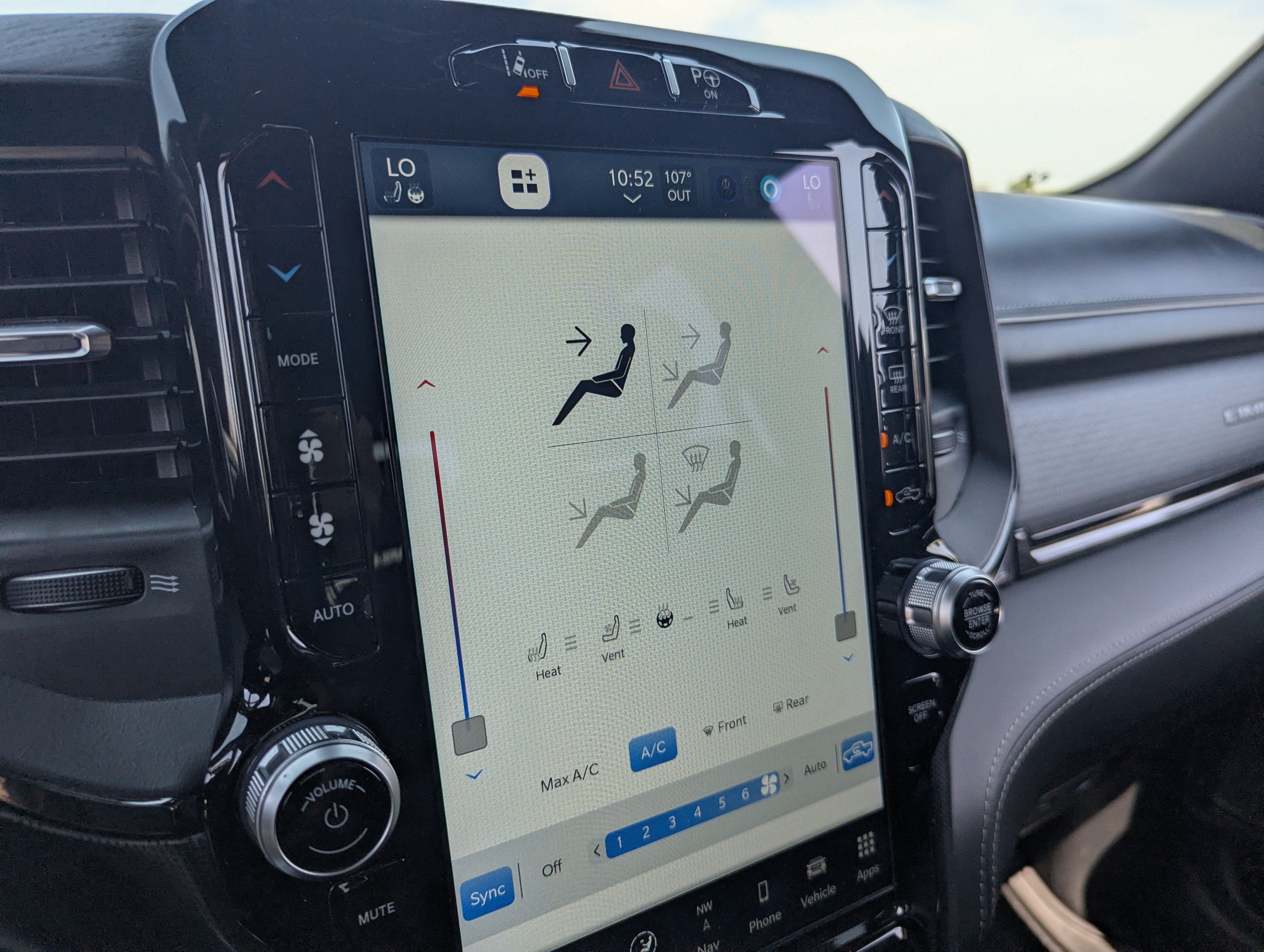 Used 2022 RAM 1500 Limited AWD/4WD image 24