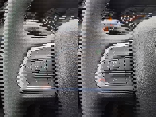 New 2026 Jeep Compass Latitude image 71