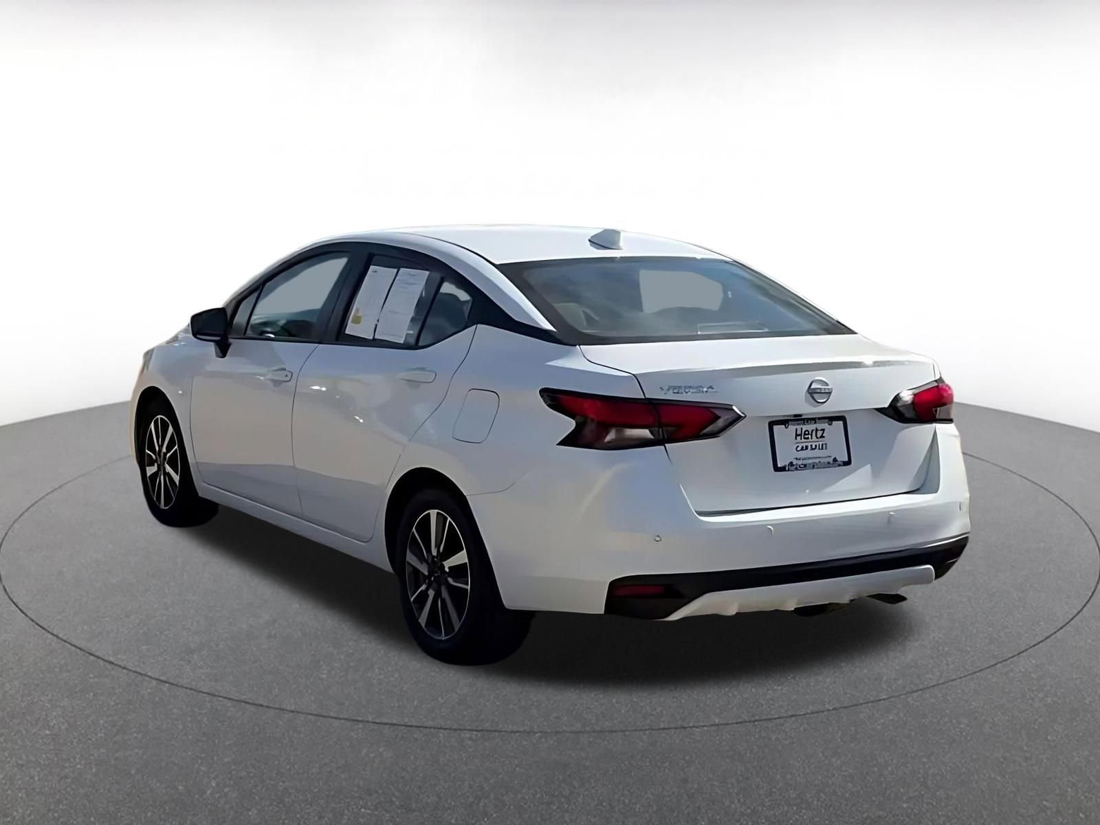 Used 2025 Nissan Versa SV image 11