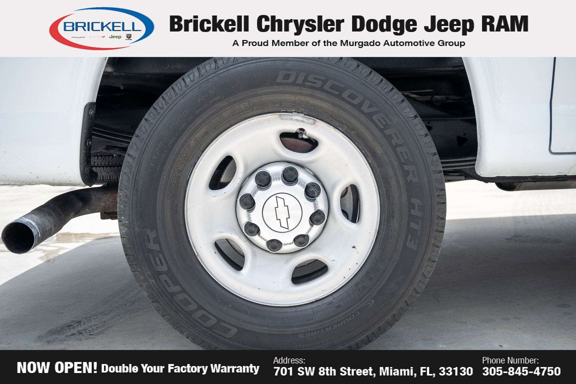 Used 2017 Chevrolet Express 2500 image 28