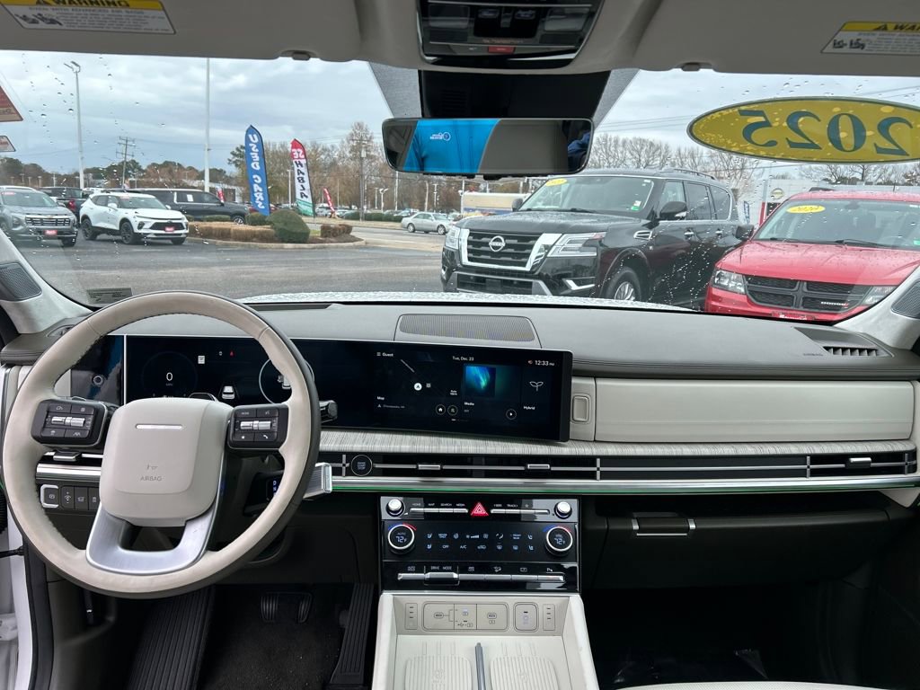 Certified 2025 Hyundai Santa Fe Calligraphy image 23