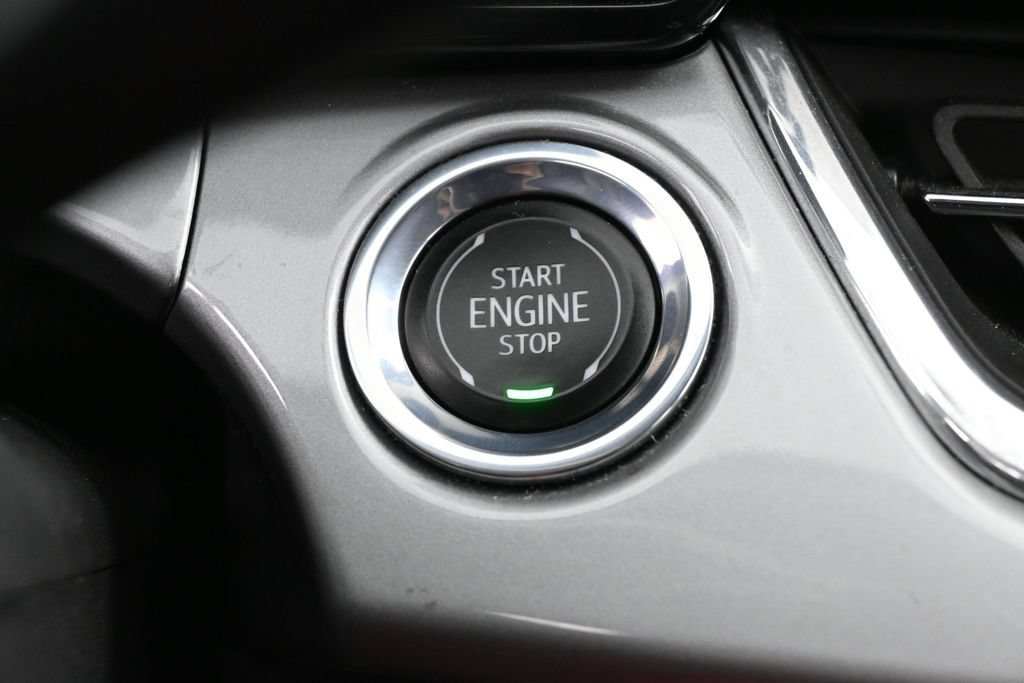 Used 2024 Chevrolet Trax LT FWD image 26