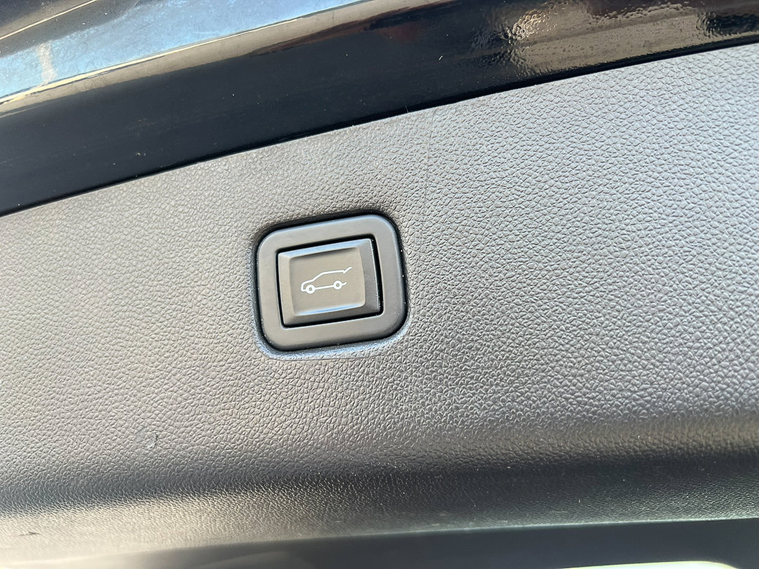 Used 2020 Chevrolet Blazer LT image 6