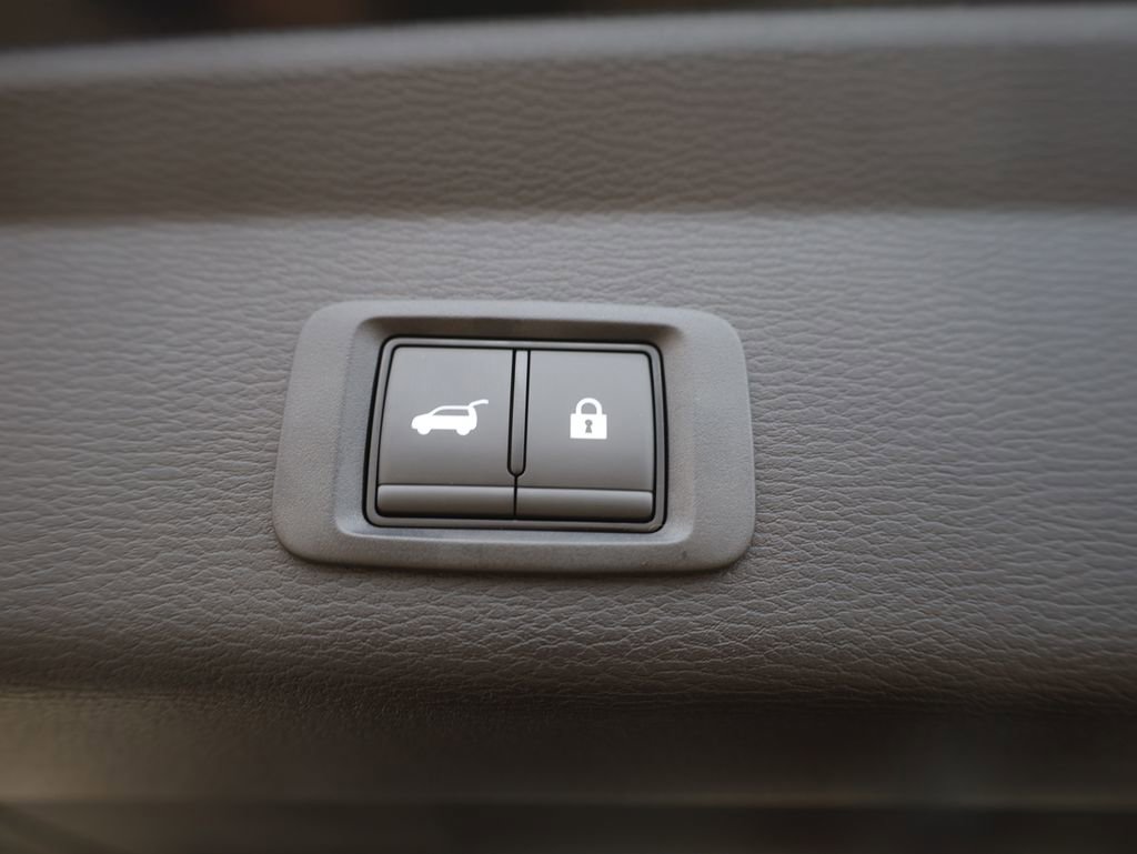 New 2025 Mitsubishi Outlander SEL Black Edition image 29